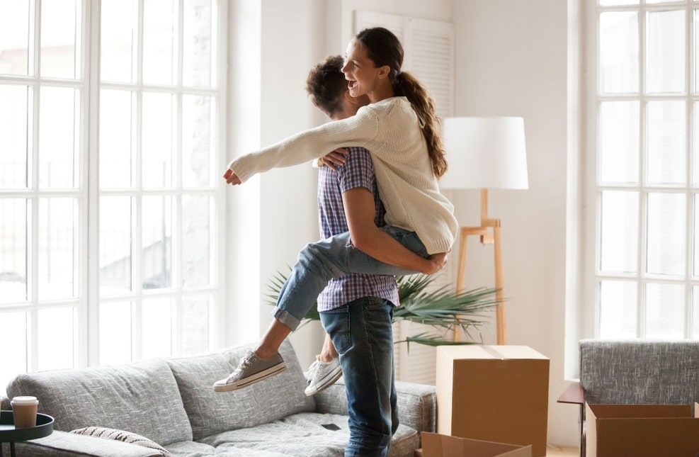 5 Tips for Couples Moving into a NYC Apartment Together